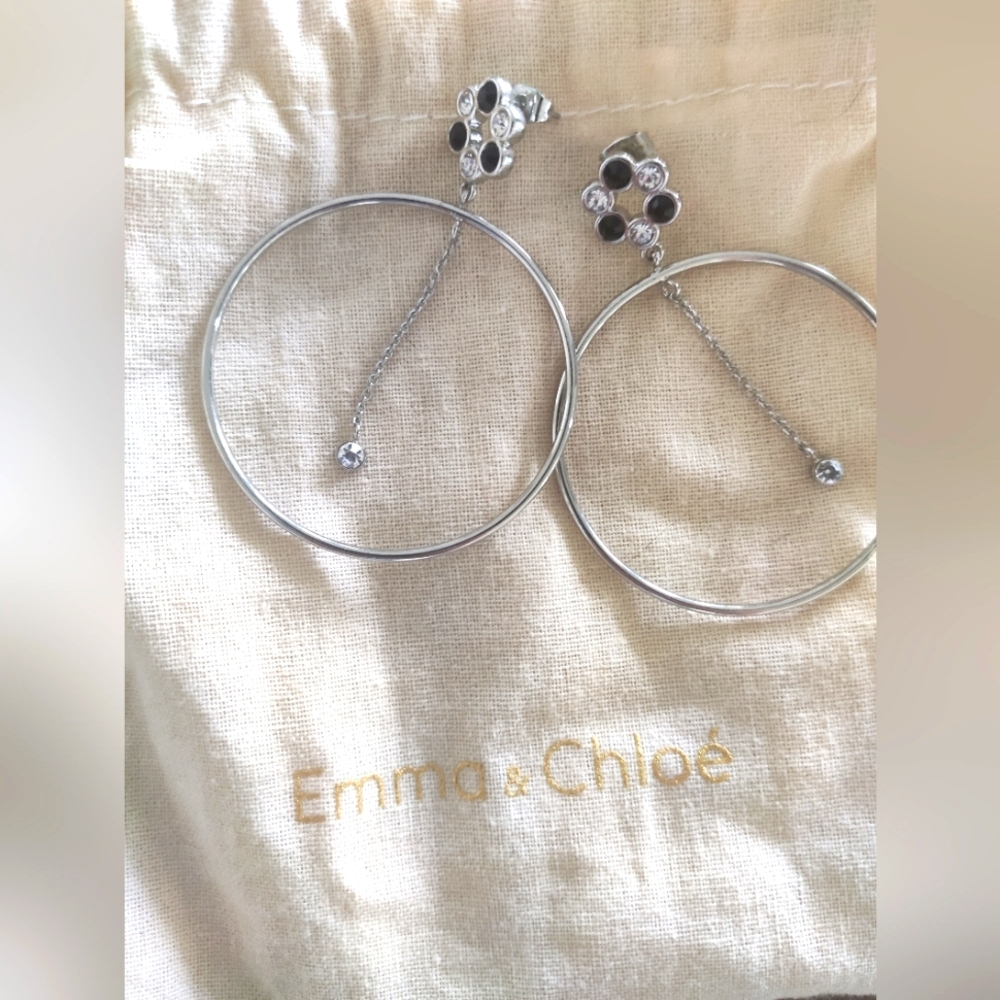 Emma & Chloe Eve Pendant Hoops With Gemstone Flower